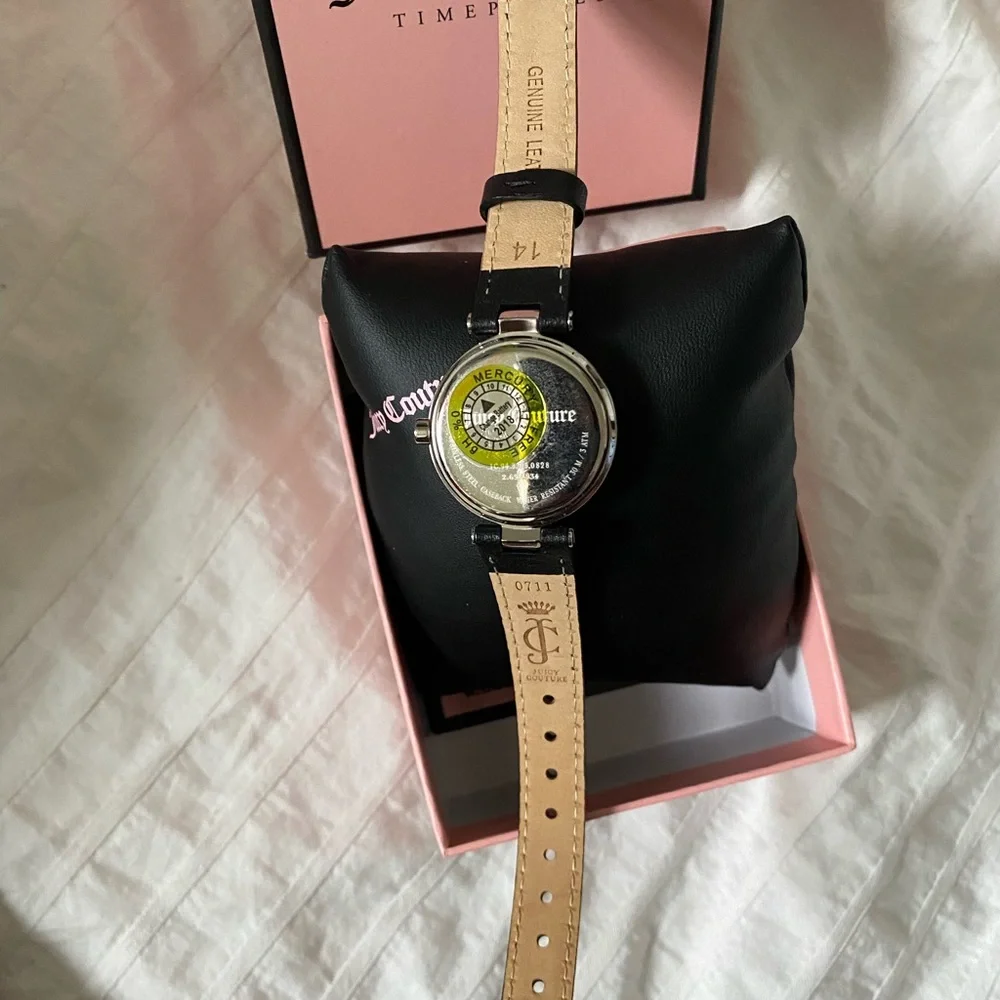 JUICY COUTURE BLACK GENUINE LEATHER STRAP WATCH MSRP 145.00 NWT